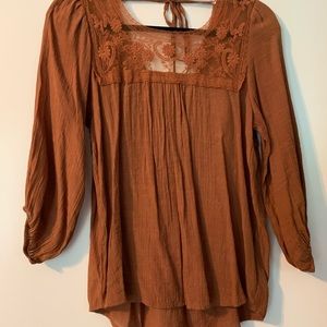 Forever 21 Lace inset rust colored top size Medium